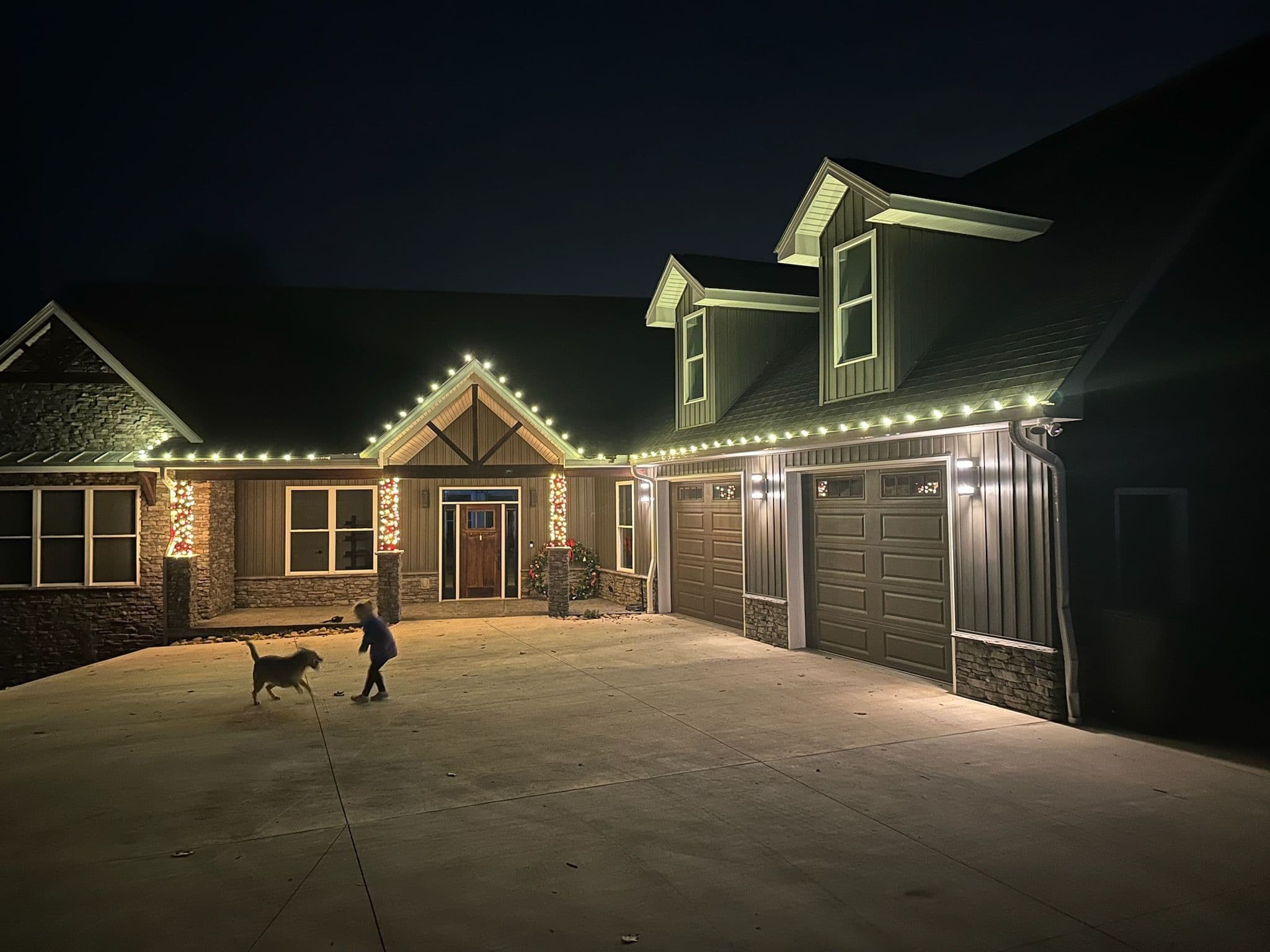 Project Holiday Lighting Magic for Your Home image